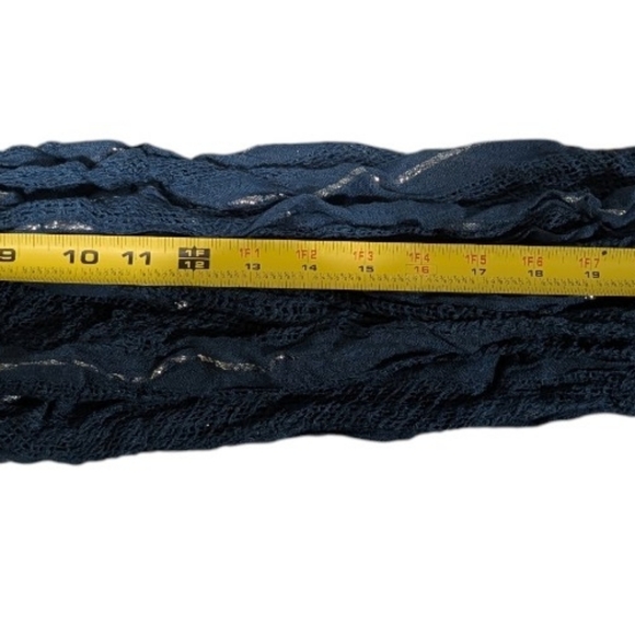 Blue Infinity Scarf - Picture 2 of 2